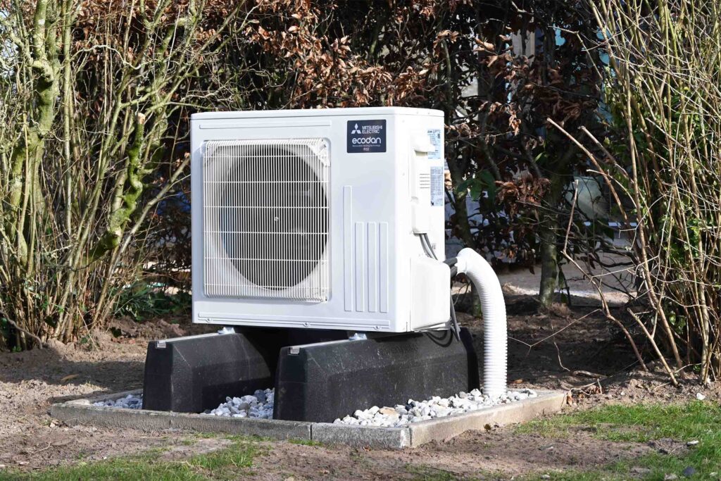 Mitsubishi warmtepomp buitendeel